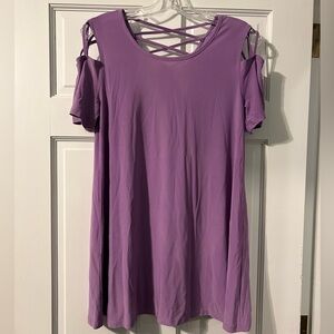 women’s stretch cold shoulder top size medium